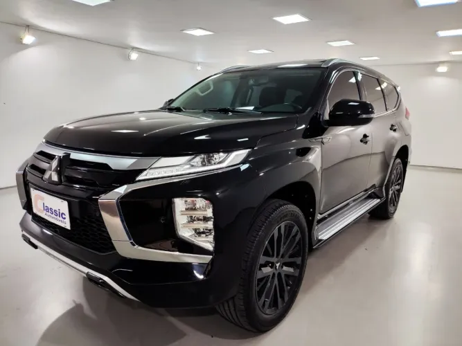 Mitsubishi Pajero Sport Legend Black 2.4 4X4 (die) Aut. 2024