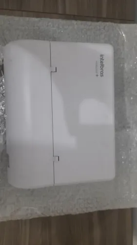 Aparelho Intelbras PABX central telefônica modulares com 2 linhas + 8 ramais 