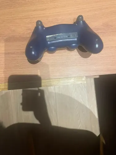 Controle de PS4, Dualshock 4 - Quebrado