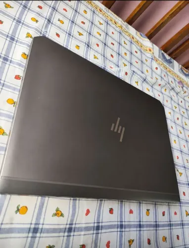 HP ZBook 17 G5