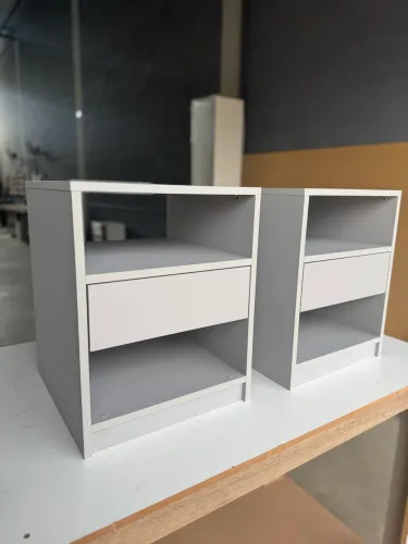 Criado-mudo Moderno Planejado Cinza Quarto Casal -Solteiro Mesa de Cabeceira Nicho Gaveta