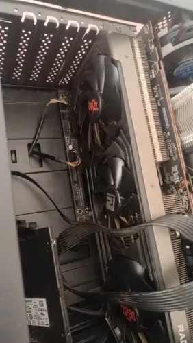 Rx 6700 XT 12gb Red Devil