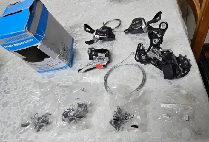 Roda, pedivela e kit slx completos