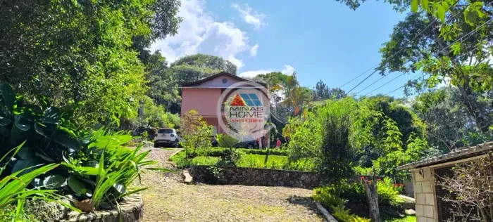 Maguinífico Sitio no Quintas da Serra, riquissimo em água