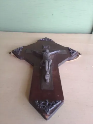 Crucifixo Antigo 