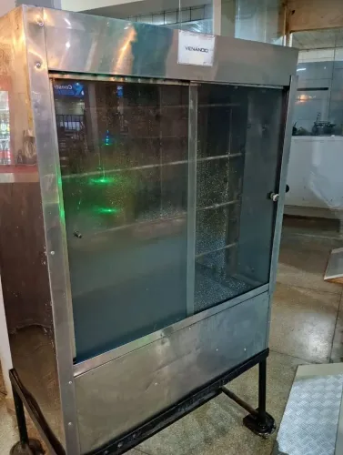 Assadeira e churrasqueira 