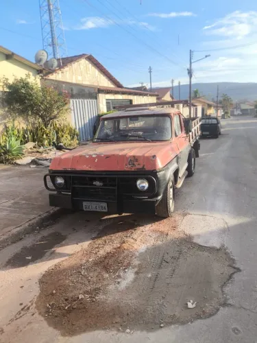 Chevrolet A-10 2.5/4.1 1985