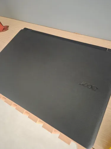 Notebook Acer - Core I3 e SSd de 240g