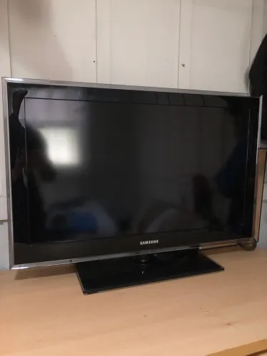 Tv 32? com defeito + Chromecast
