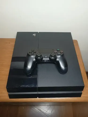Playstation 4 + controle + jogo (GTA 5)