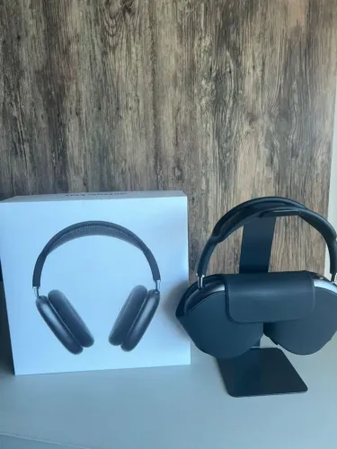 AirPods Max
