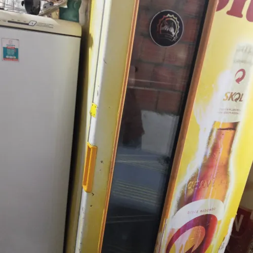 Duas freezer cada uma 1400