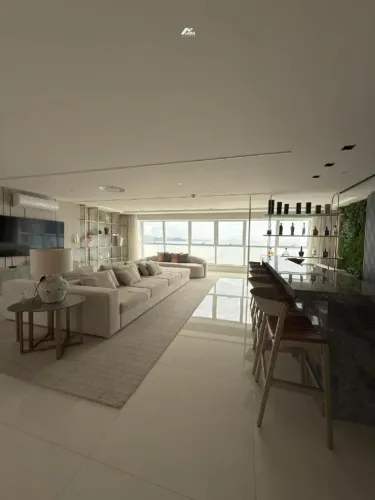 Apartamento de Alto Padrão: 6 Quartos, 5 Suítes e Lazer Completo