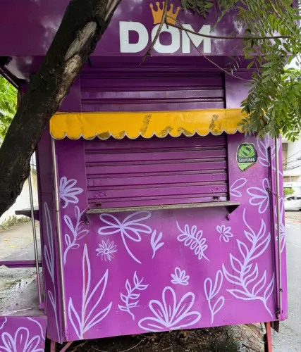 Vende-se Trailer na Ilha do Leite 