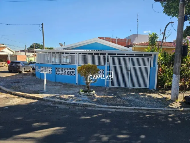 Casa com 2 dormitórios para alugar, 184 m² por R$ 4.040,00/mês - Jardim de Itapoan - Paulí