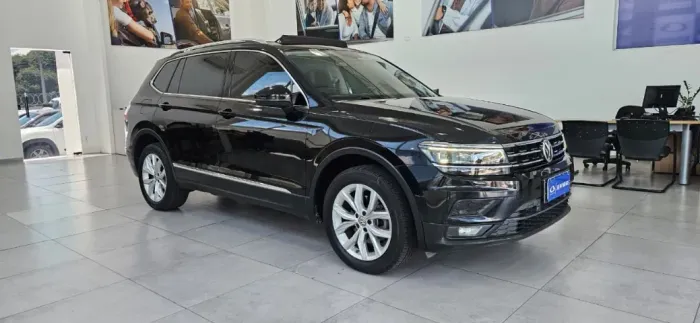 Volkswagen Tiguan Allspac Comf 250 TSI 1.4 Flex 2018