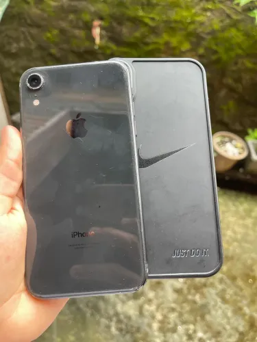 iPhone XR 
