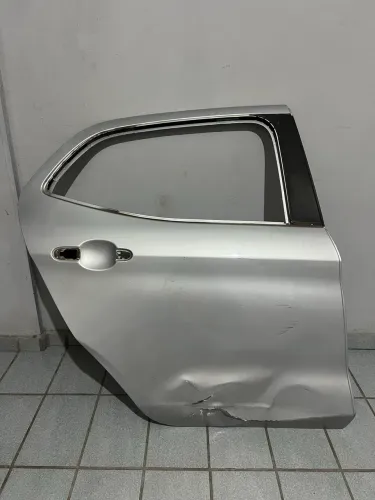 Porta traseira lado direito Fiat Argo
