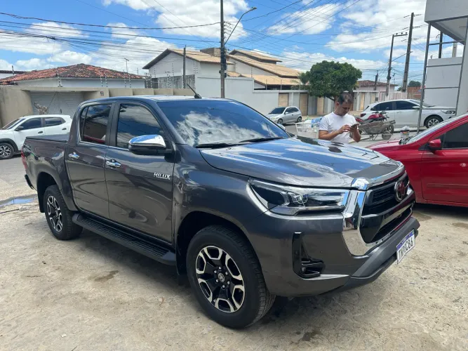 Toyota Hilux CD SRX 4X4 2.8 TDI 16V Diesel Aut. 2025