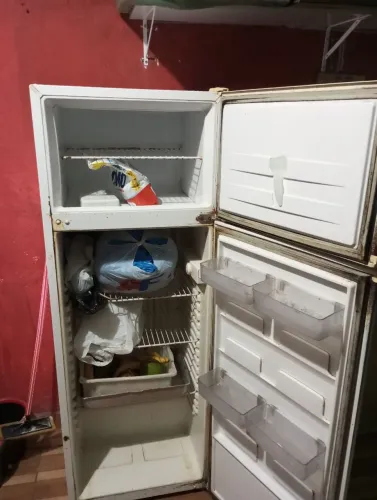 VENDO GELADEIRA