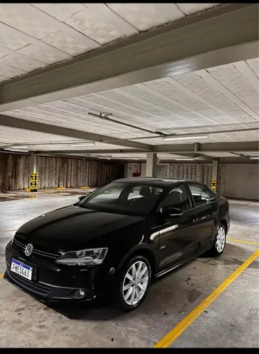 Volkswagen Jetta Comfortline 2.0 T.flex 8V 4P Tipt. 2014