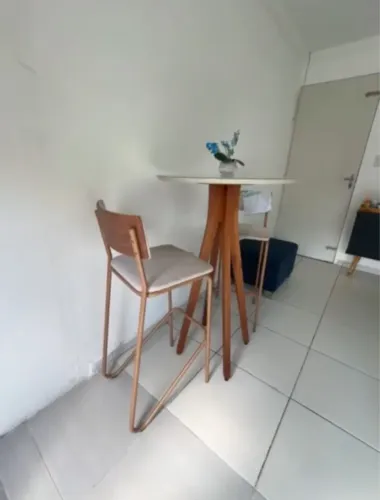 Excelente Sala em Casa Amarela no Térreo