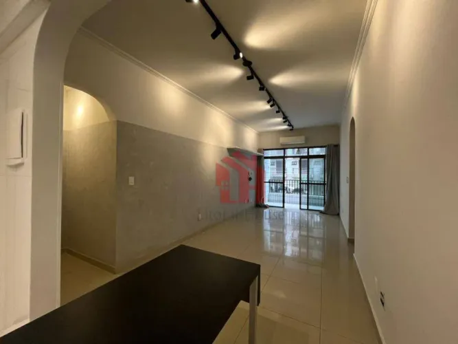 Apartamento com 2 dormitórios à venda, 80 m² por R$ 640.000,00 - Pompéia - Santos/SP