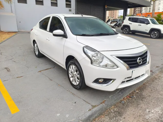 Nissan Versa SV 1.6 16V Flexstart 4P Mec. 2017