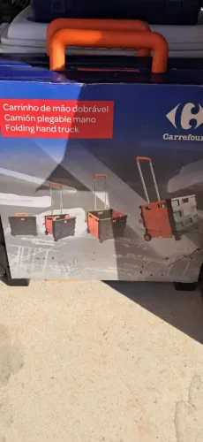 Carrinho de mão dobrável Carrefour ,leia as informações adicionais!