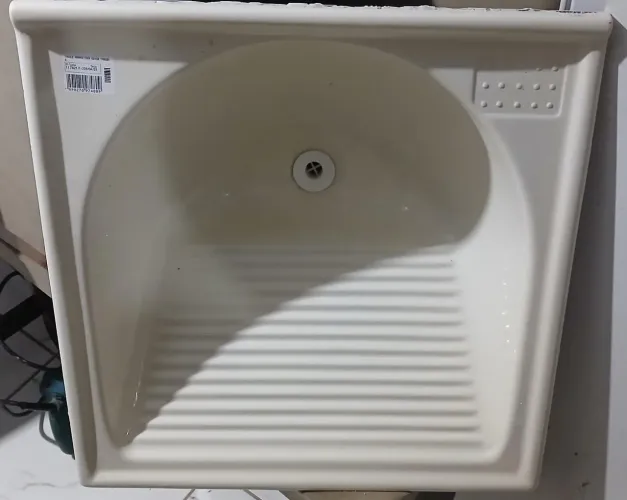 Tanque marmofibra 60x60 novo. 