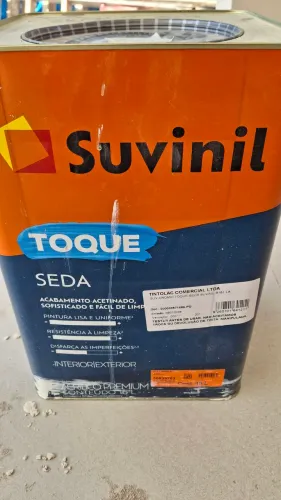 Tinta suvinil toque de seda CROMIO