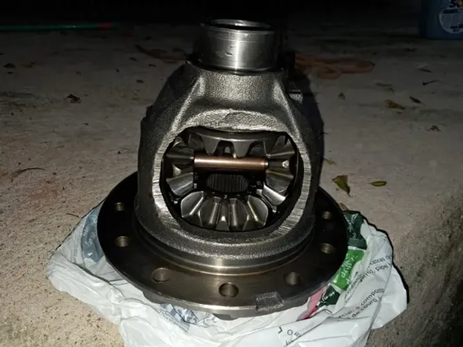 Caixas satélites diferencial, dianteira e traseira, da F250 4x4 Cummins ano 2011, 