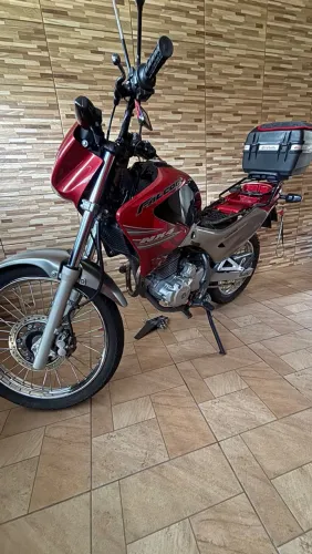 Honda NX 4 Falcon 400 2008