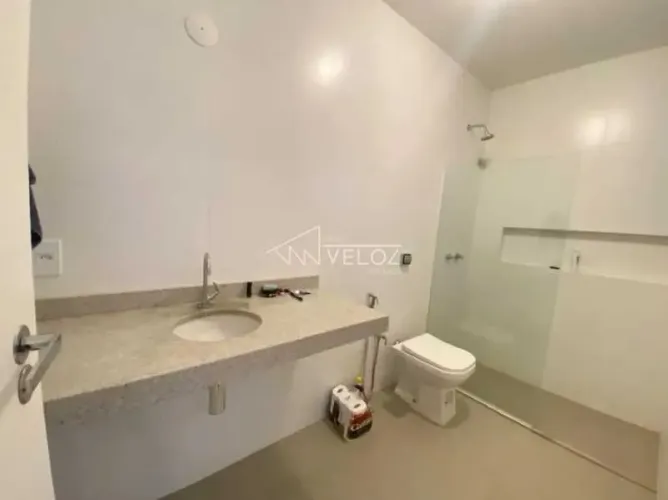 Apartamento : / Residencial / Cosme Velho
