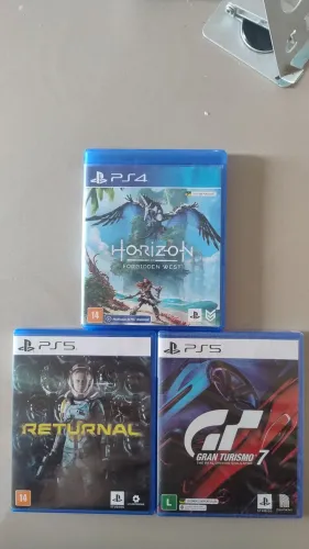 Jogos de PS5 & PS4