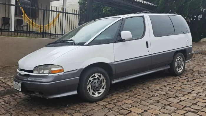 Chevrolet Lumina Lumina 1995