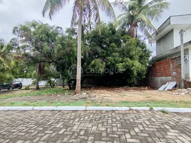 Lote no Condomínio Vitória Régia em Pium - 361m²