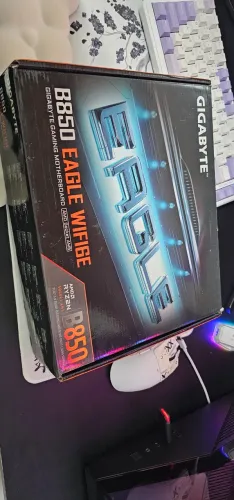 Placa Mae B850 Eagle Wifi6E AMD Ryzen - DDR5