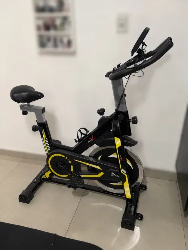 Bicicleta ergométrica spinning