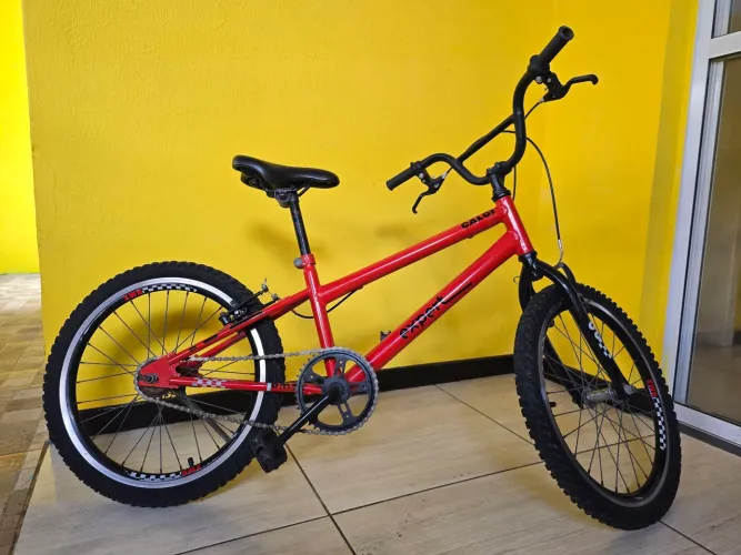 Bicicleta Caloi BMX aro 20