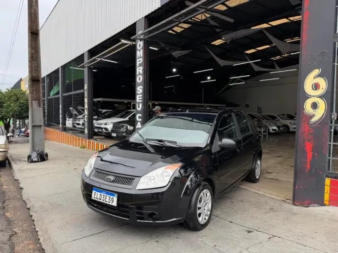 Ford Fiesta 1.0 8V Flex/class 1.0 8V Flex 5P 2010