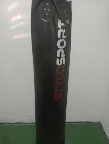 Saco de pancada com suporte 