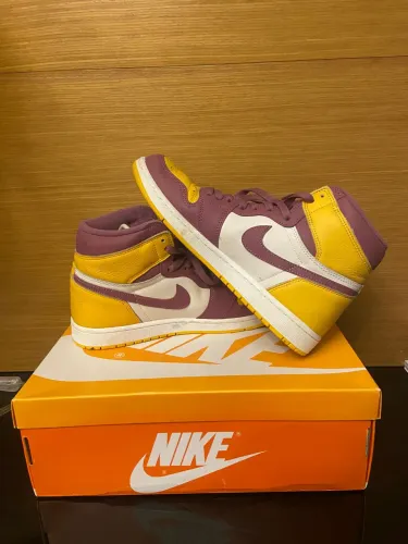Air Jordan 1 Mid Brotherhood Original