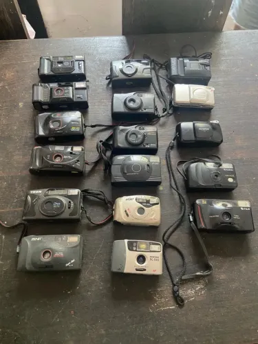 Lote 17 Máquinas fotográficas vintage/ decoração