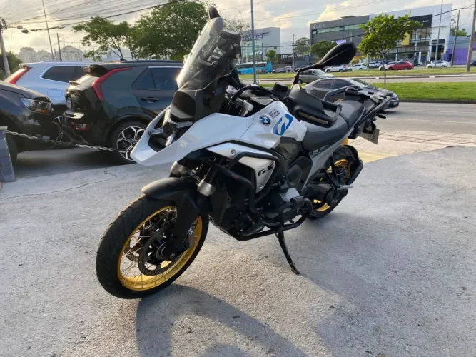 Bmw gs 1300 plus 2024 apenas 9.700km garantia de fábrica