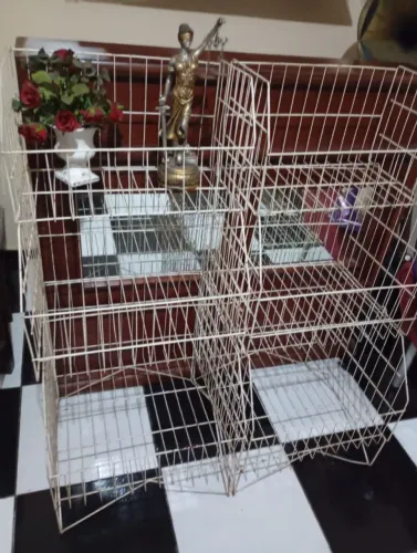 2 ESTANTES MODULADAS FERRO...300 as duas ou 150 uma