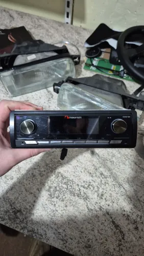 Rádio Nakamichi NQ537BD 