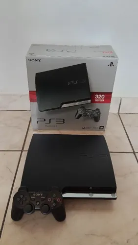Playstation 3 usado em ótimo estado com 2 controles