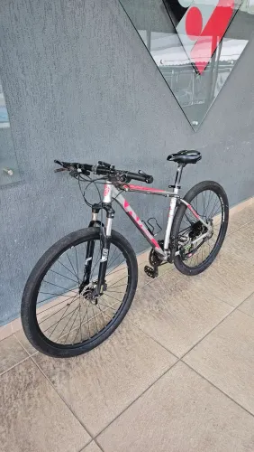 Bicicleta KHS Importada aro 29