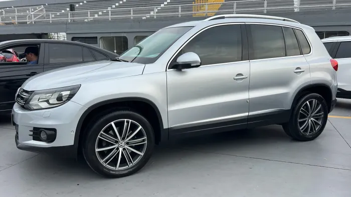 Volkswagen Tiguan 2.0 TSI 16V 200cv Tiptronic 5P 2014